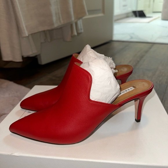 Veronica Beard 8.5 Red Leather Women's Pointed Toe Mule Heels - Picture 3 of 7